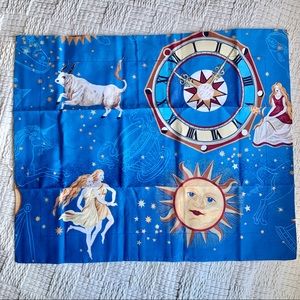 LARGE VINTAGE CELESTIAL PRINT BLUE PILLOW CASE LIKE NEW